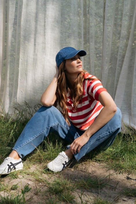 Maicazz rode dames t-shirt | Sfeerbeeld, In situatie