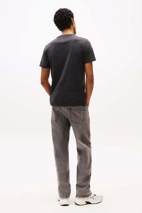 Tommy Jeans blauwe heren t-shirt | Model achteraanzicht