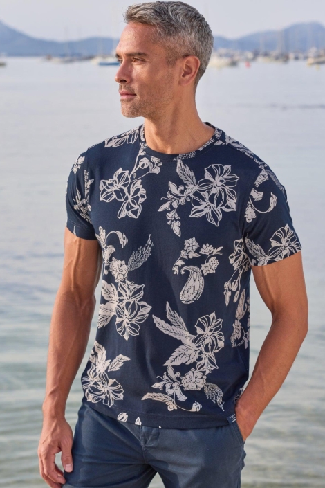 Lerros blauwe heren t-shirt | Sfeerbeeld, In situatie