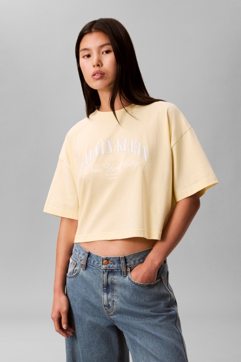 Calvin Klein gele dames t-shirt | Model vooraanzicht