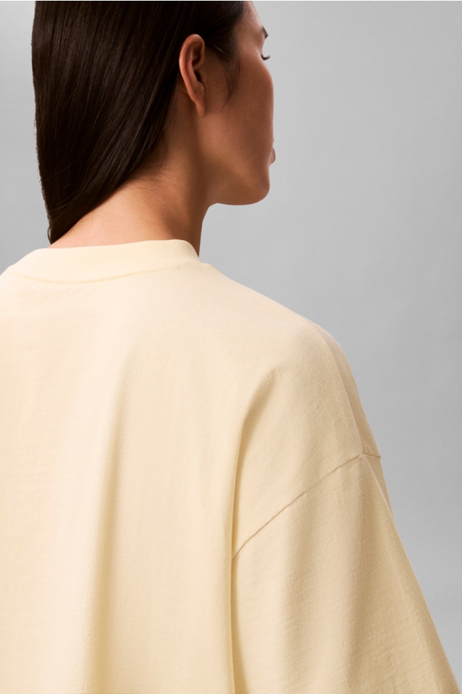 Calvin Klein gele heren t-shirt | Close up