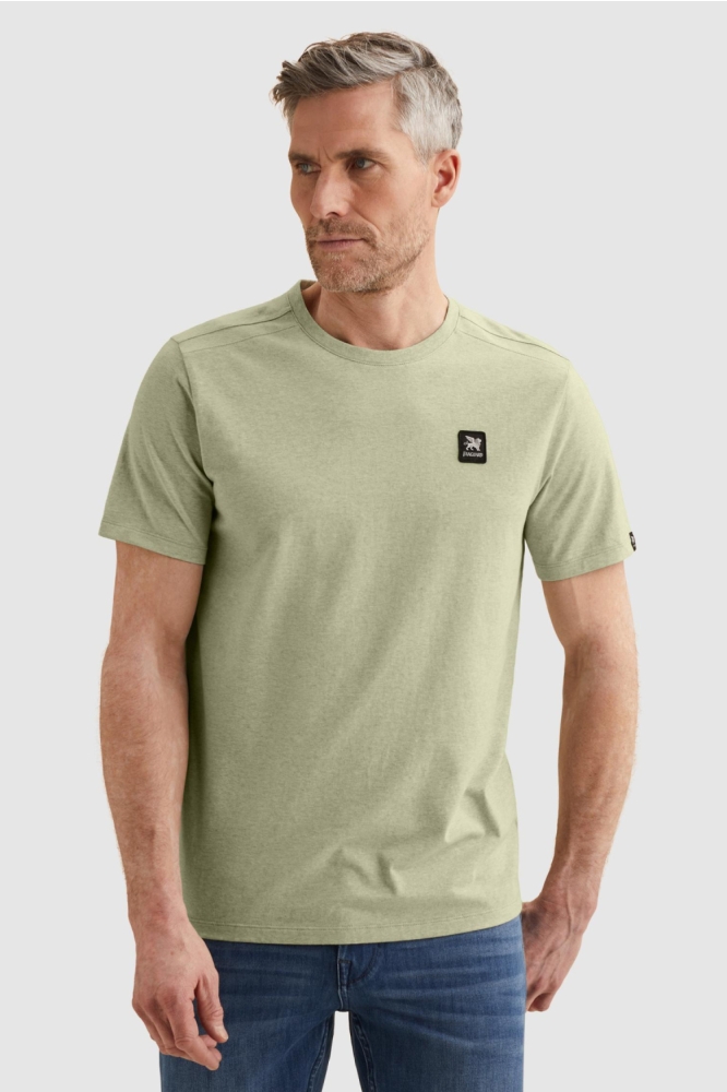 Vanguard groene heren t-shirt | Model vooraanzicht