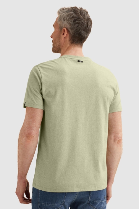 Vanguard groene heren t-shirt | Model achteraanzicht
