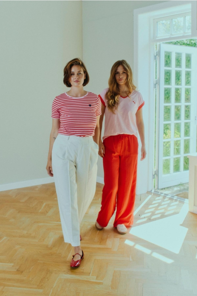 Freequent roze dames t-shirt | Sfeerbeeld, In situatie