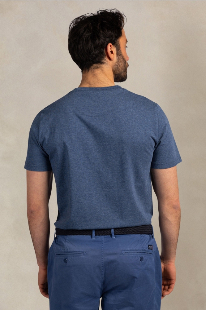 NZA blauwe heren t-shirt | Model achteraanzicht