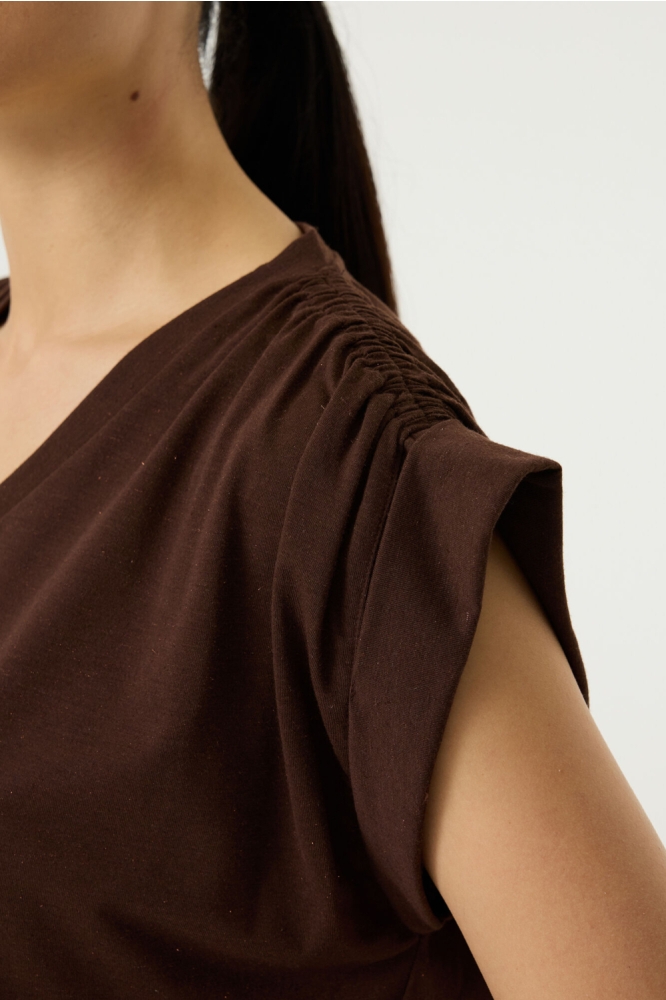 Garcia bruine dames t-shirt | Close up