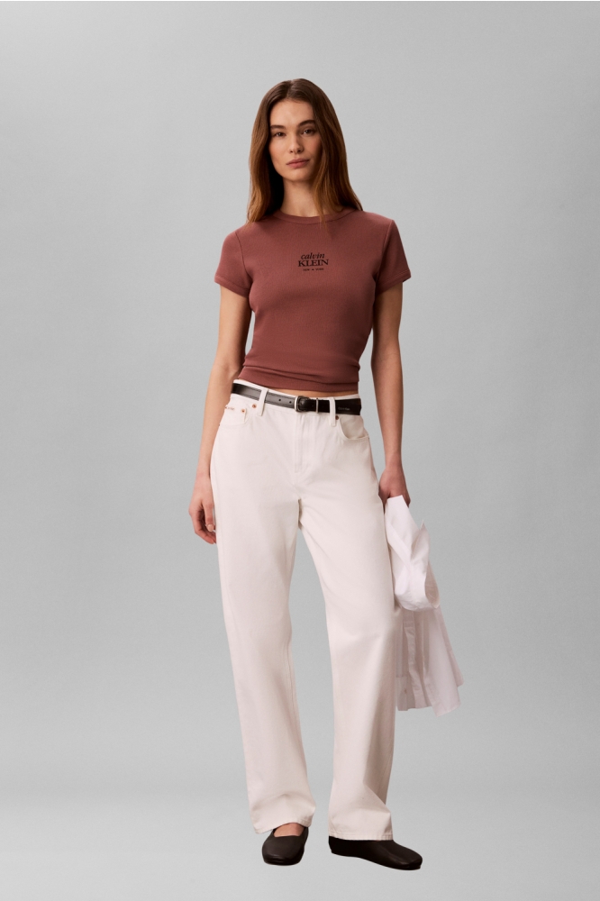 Calvin Klein bruine dames t-shirt | Model