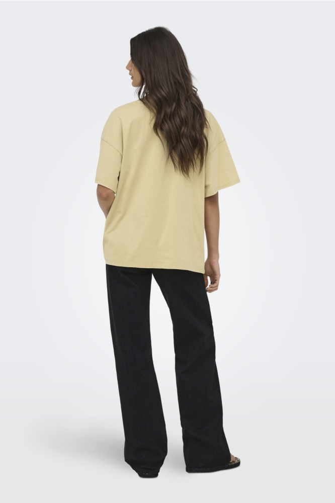Only groene dames t-shirt | Model