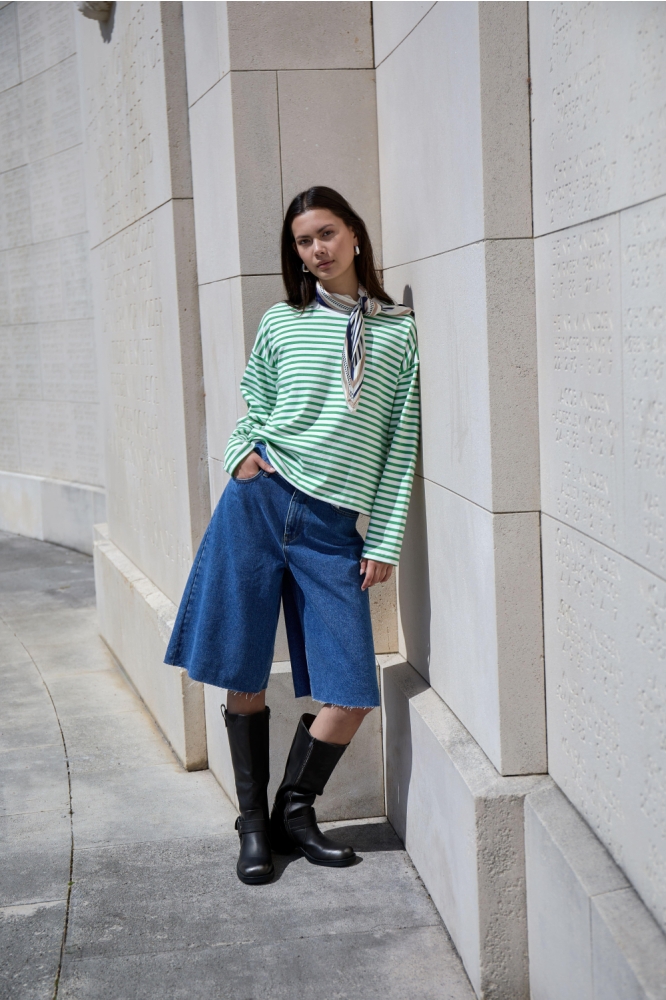 Minus ecru dames t-shirt | Model