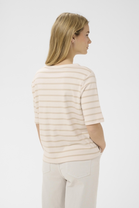 Part Two beige dames t-shirt | Model achteraanzicht