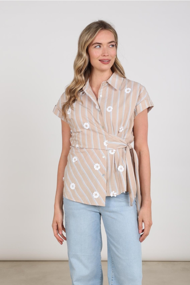 Nukus zand dames blouse | Model