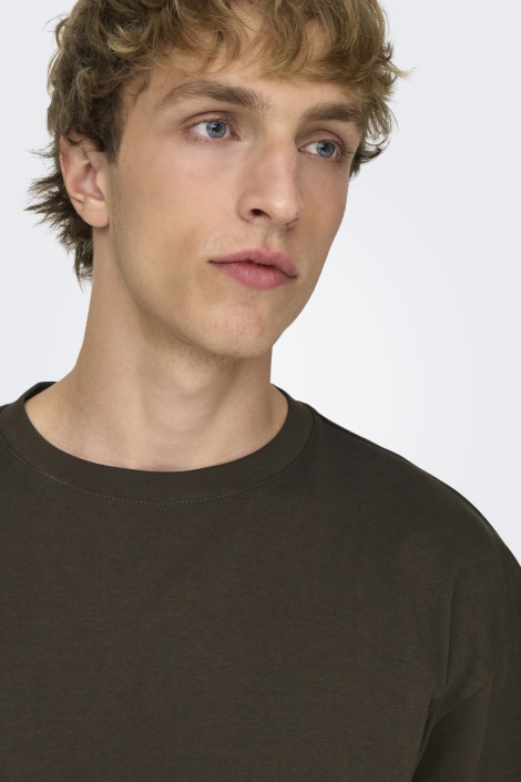 Only & Sons bruine heren t-shirt | Close up