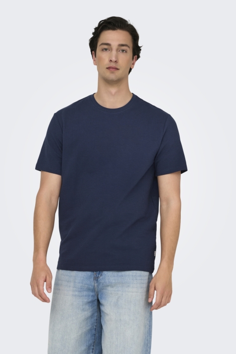 Only & Sons blauwe heren t-shirt | Model vooraanzicht