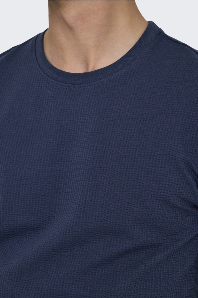 Only & Sons blauwe heren t-shirt | Close up