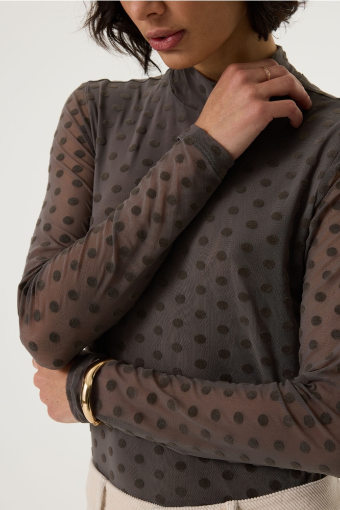 Garcia grijze dames t-shirt | Close up