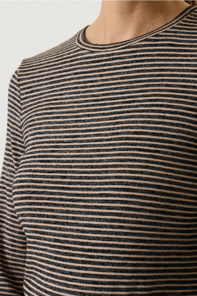 Garcia zwarte dames t-shirt | Close up