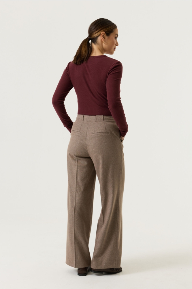 Garcia bordeaux dames t-shirt | Model