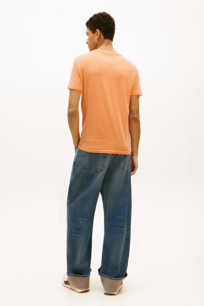 Tommy Jeans oranje heren t-shirt | Model