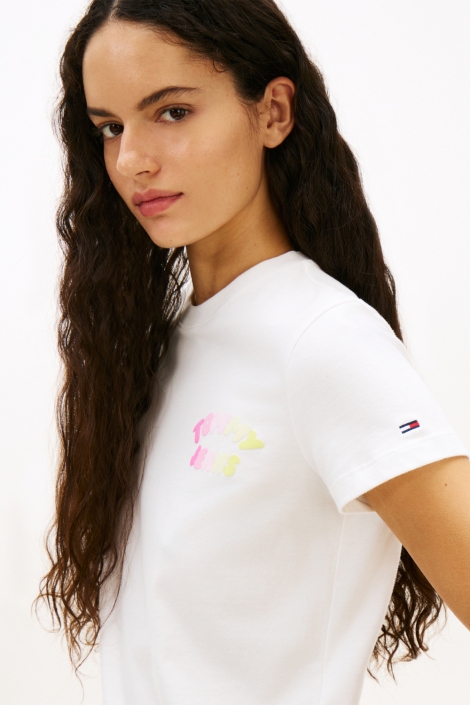 Tommy Jeans witte dames t-shirt | Close up