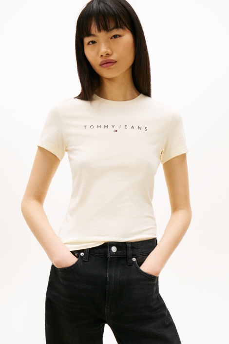 Tommy Jeans gele dames t-shirt | Model vooraanzicht