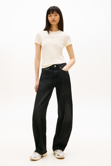 Tommy Jeans gele dames t-shirt | Model