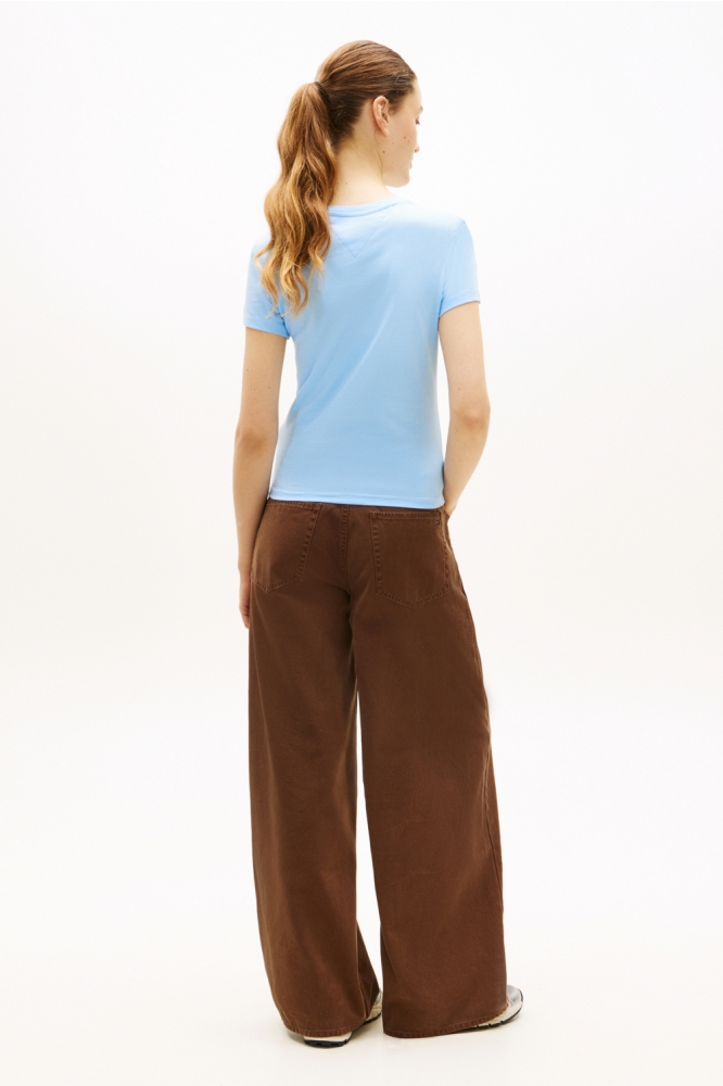 Tommy Jeans blauwe dames t-shirt | Model