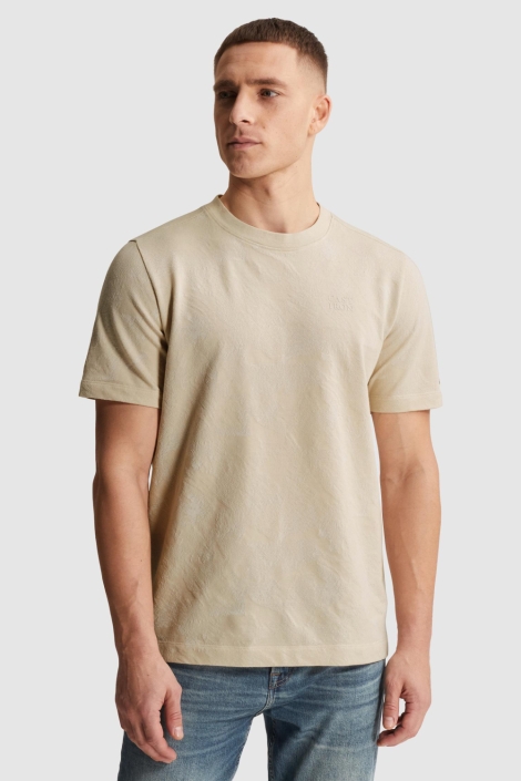 Cast Iron beige heren t-shirt | Model vooraanzicht
