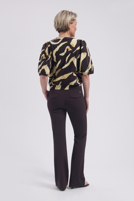 Lady Day bruine dames t-shirt | Model achteraanzicht