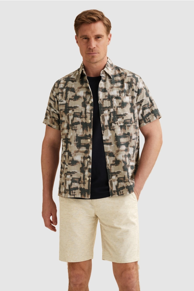 Vanguard beige heren overhemd | Model vooraanzicht