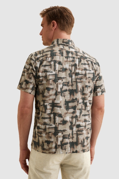 Vanguard beige heren overhemd | Model achteraanzicht