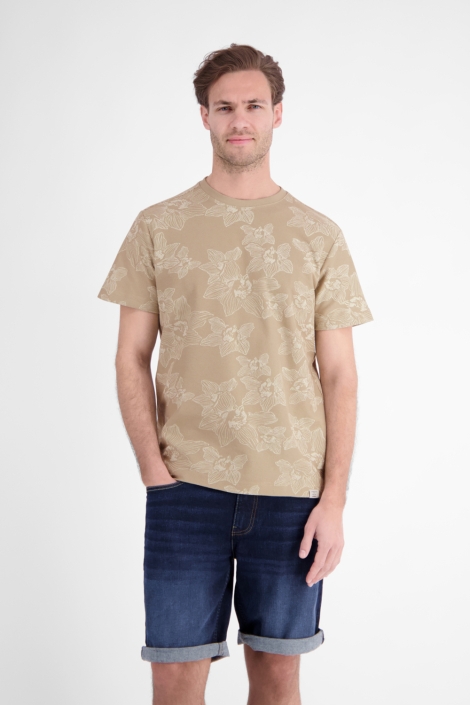 Lerros beige heren t-shirt | Model vooraanzicht