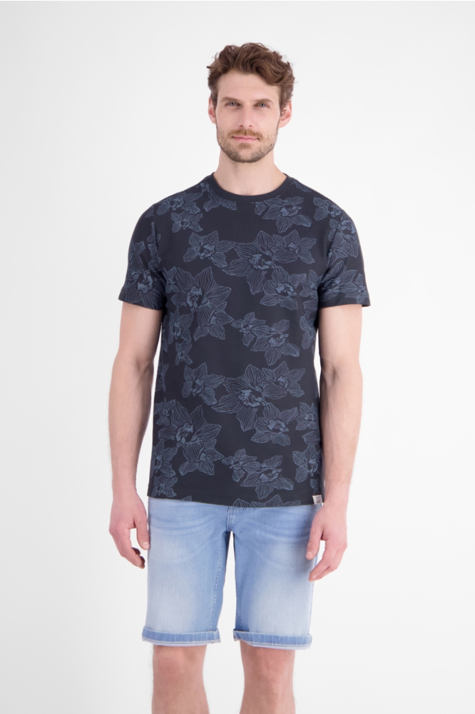 Lerros blauwe heren t-shirt | Model vooraanzicht