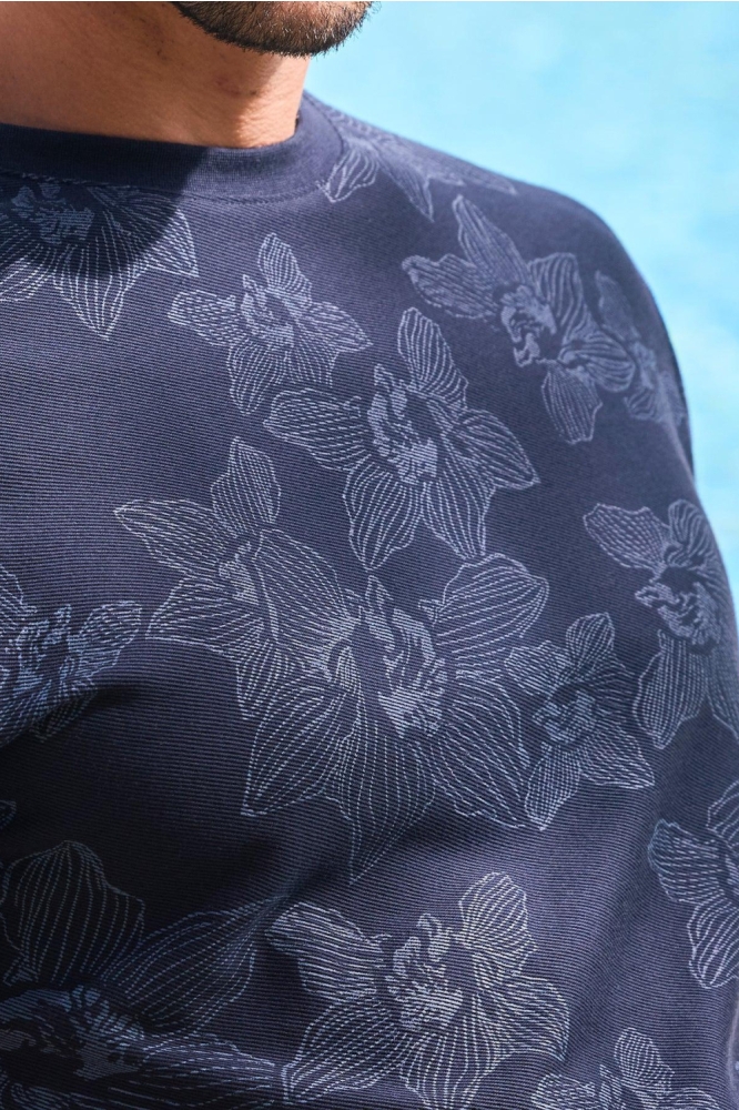 Lerros blauwe heren t-shirt | Close up