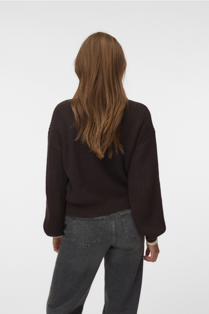 Vero Moda bruine dames vest | Model achteraanzicht