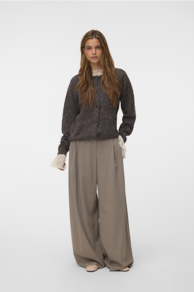 Vero Moda bruine dames vest | Model
