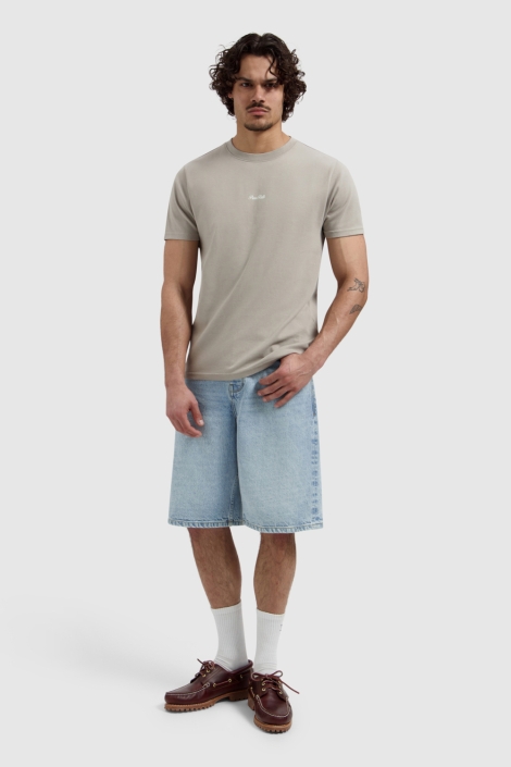 Pure Path taupe heren t-shirt | Model