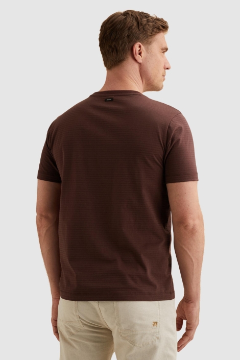 Vanguard bordeaux heren t-shirt | Model achteraanzicht