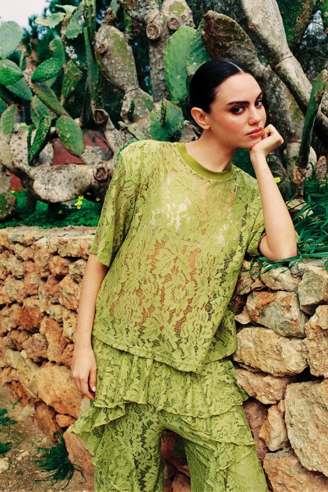 Refined Department groene dames t-shirt | Sfeerbeeld, In situatie