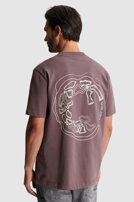 Cast Iron bordeaux heren t-shirt | Model achteraanzicht