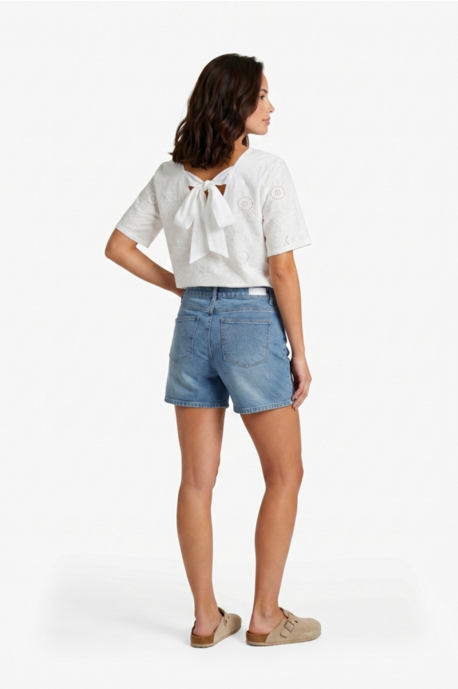 Fluresk witte dames t-shirt | Model achteraanzicht