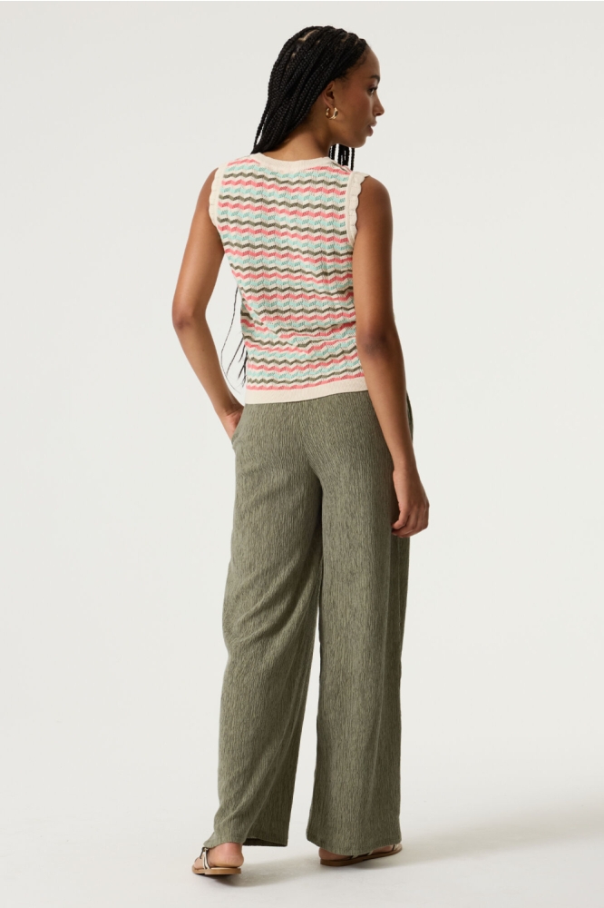 Garcia beige dames top | Model achteraanzicht