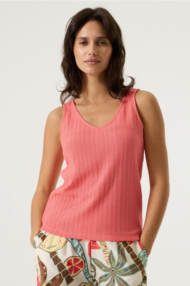 Garcia roze dames top | Model vooraanzicht