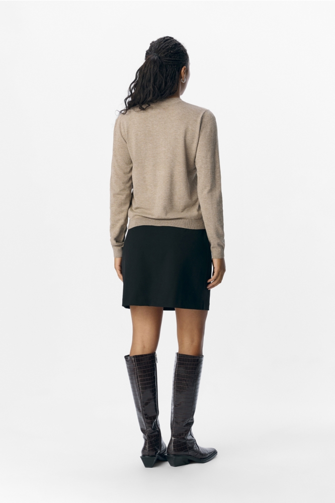 Object taupe dames vest | Model