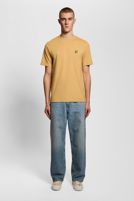 Lyle & Scott gele heren t-shirt | Model