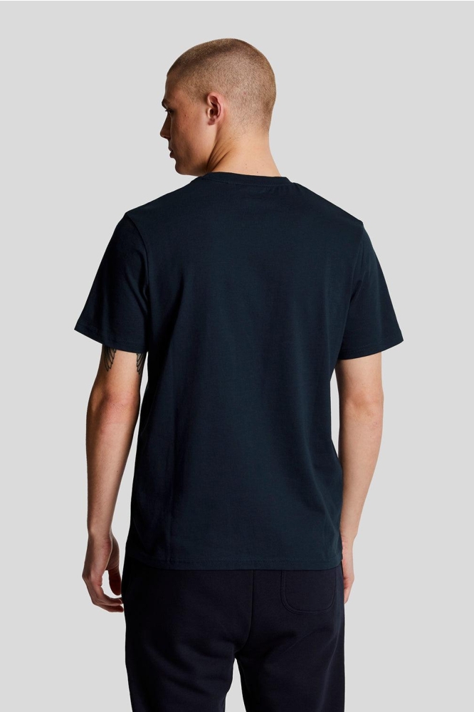 Lyle & Scott blauwe heren t-shirt | Model achteraanzicht