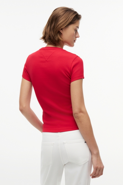 Tommy Jeans rode dames t-shirt | Model achteraanzicht