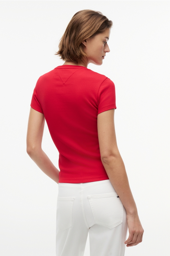 Tommy Jeans rode dames t-shirt | Model achteraanzicht