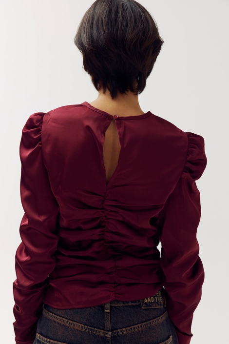 Harper & Yve rode dames t-shirt | Model achteraanzicht