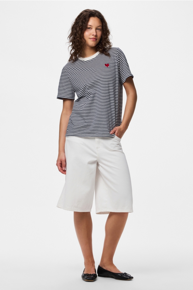 Pieces witte dames t-shirt | Model