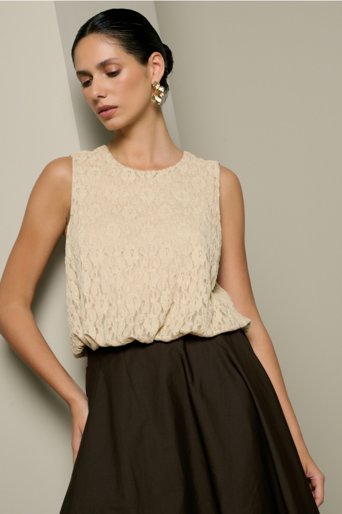 LolaLiza beige dames top | Model vooraanzicht